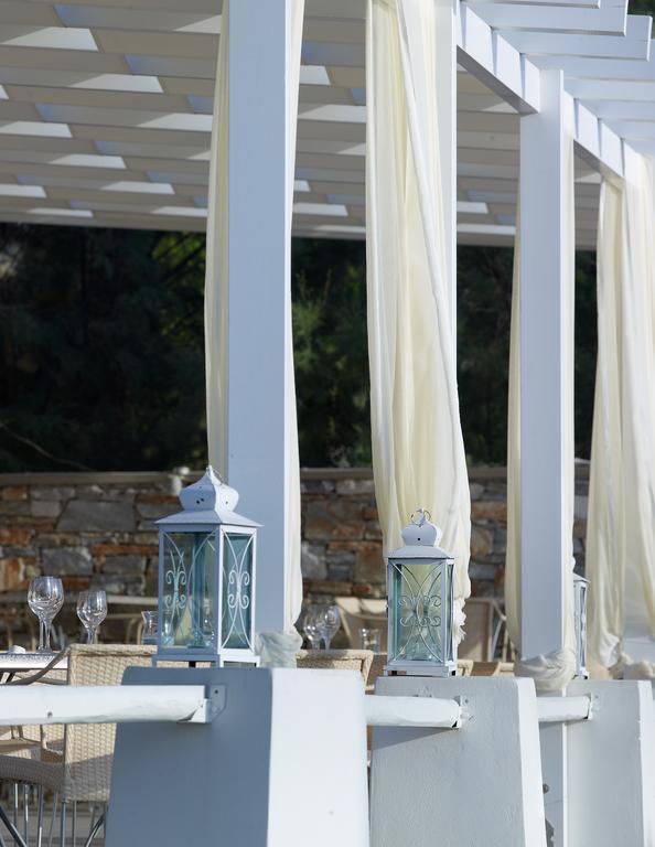 Blue Harmony Hotel Kini Exterior foto