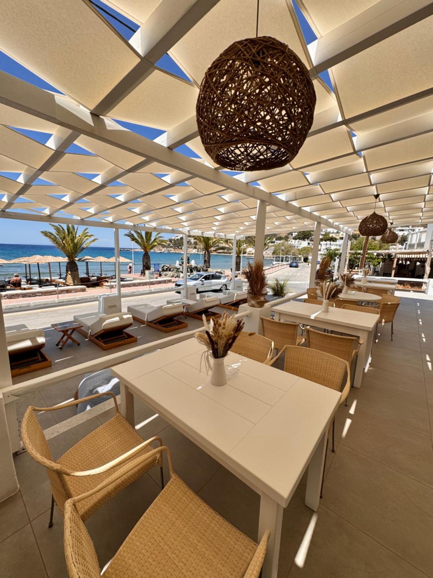Blue Harmony Hotel Kini Exterior foto